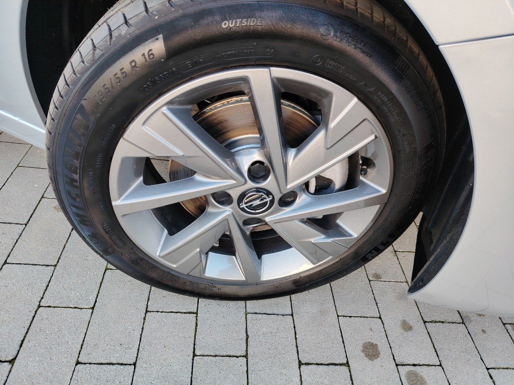 Opel Corsa Edition 1.2