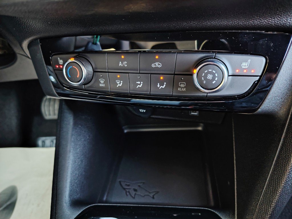 Opel Corsa Edition 1.2