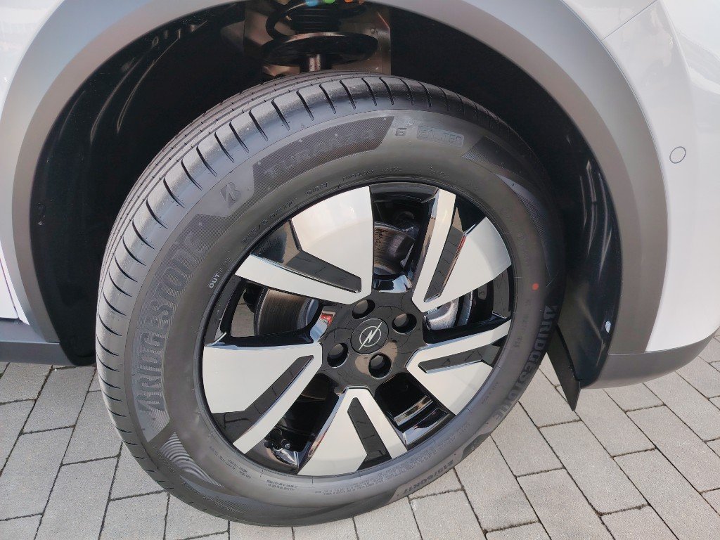 Opel Frontera GS 7 miestna 1.2